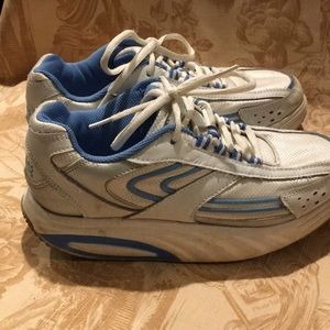 “Curves For Women” retro aerobic wedge sneakers 8